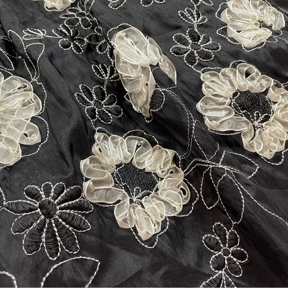 Dressbarn Collection Black & White Vintage Midi Floral Dress - Picture 4 of 8